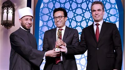 «قطايف سامح حسين» ينال إشادات المشاركين في فطار المطرية مع مسلسلات رمضان