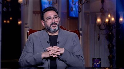 أكرم حسني يكشف سر حذر السيناريست خلال كتابة الكوميديا