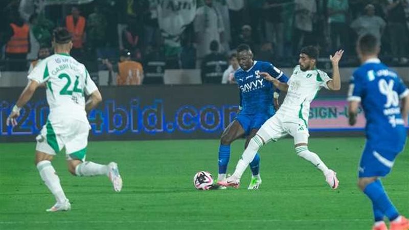 الهلال والأهلي السعودي