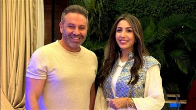 جنات تقيم حفل إفطار جماعي بحضور نجوم الفن والرياضة