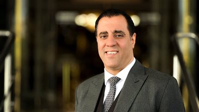 عصام محمد عبد القادر يكتب.. مدْرَسَةُ الْأُمُوُمَةِ