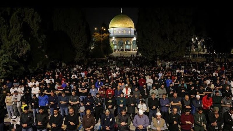 صلاة التراويح من المسجد الأقصى 