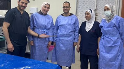 طوله 7 سم ووصل للأمعاء الدقيقة.. استخراج مسمار من بطن طفل بمستشفى الوراق 