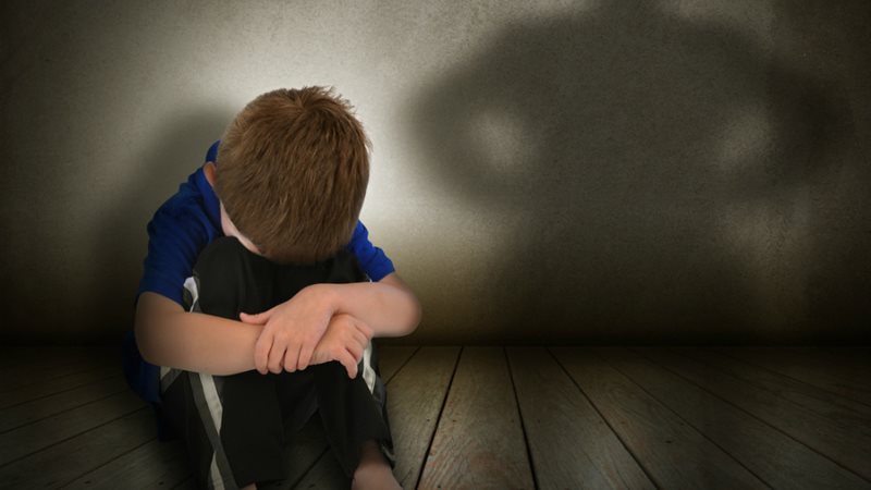 التحرش بالأطفال