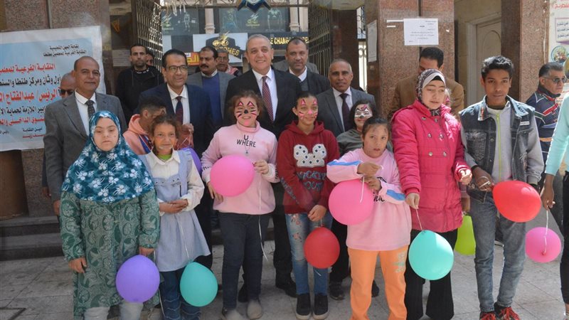 محافظ الغربية 