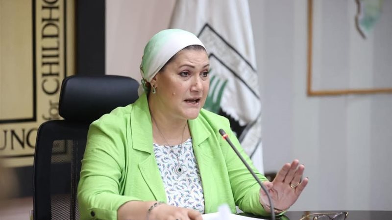 الطفولة والأمومة