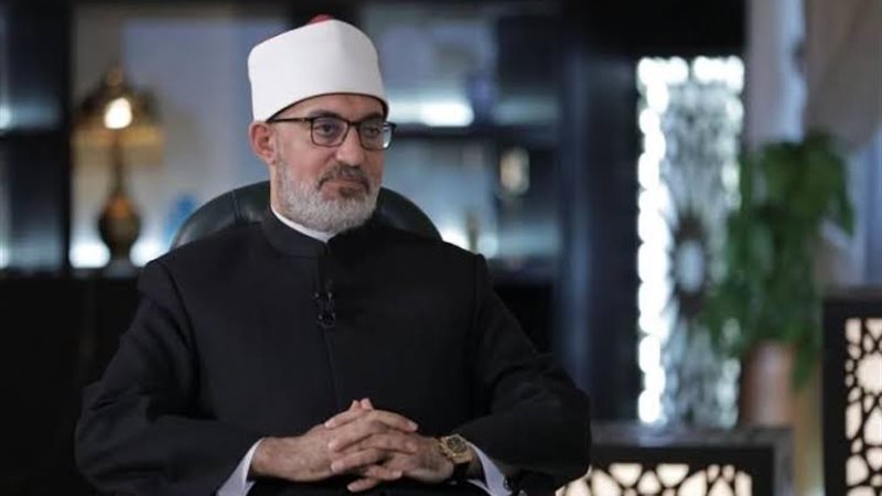 نظير عياد 