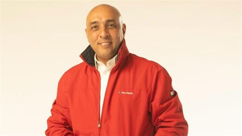 الروائي والإعلامي عصام يوسف