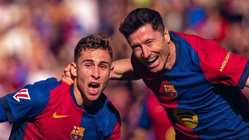لاعبو برشلونة 