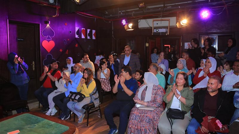 مسارح الدولة كاملة العدد في العيد