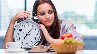 10 أطعمة تساعدك في الحصول على نوم هادئ ومريح