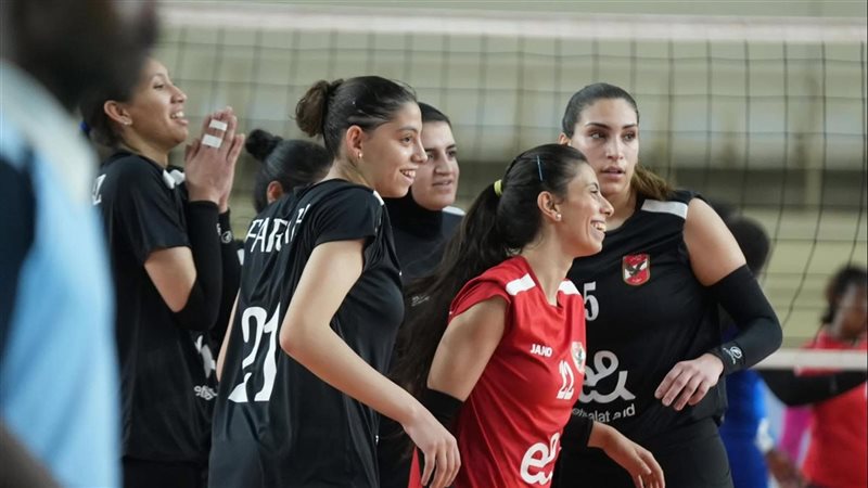 سيدات طائرة الأهلي