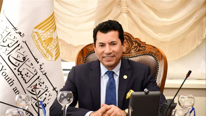 أشرف صبحي