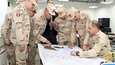 رئيس الأركان يتفقد الأكاديمية العسكرية للدراسات العليا والاستراتيجية