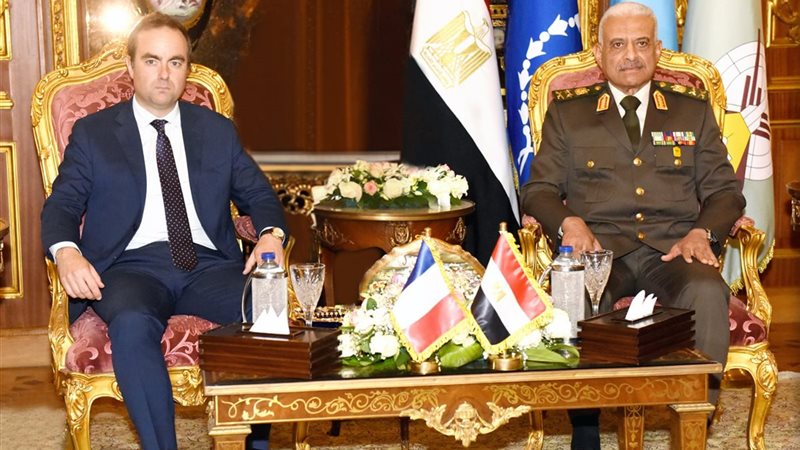 الفرق أو عبد المجيد صقر يلتقى وزير الجيوش الفرنسية