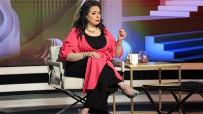 هند عاكف: «أنا فتاة أحلام جيل التسعينات والناس بتدور عليا علشان تشوفني»