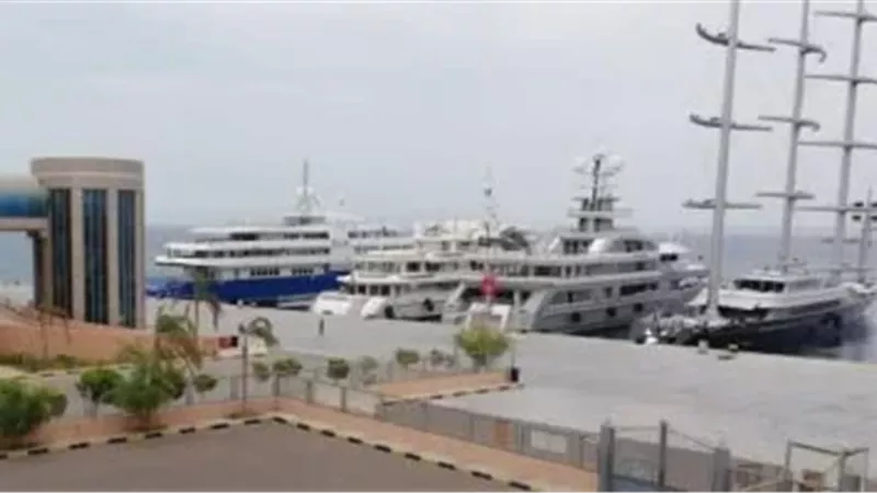 موانئ البحر الأحمر