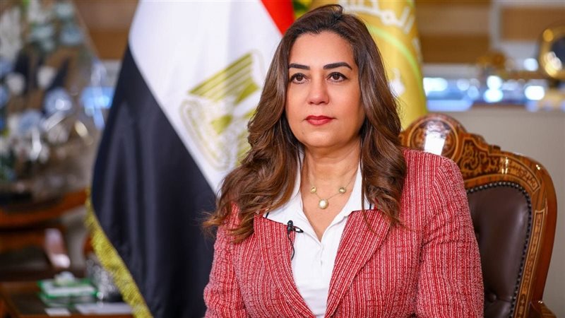 وزيرة التنمية المحلية 