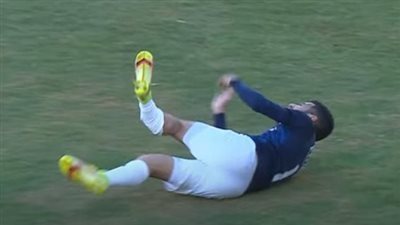 تفاصيل جراحة القندوسي ومدة غيابه بعد إصابته في مباراة فاركو.. فيديو