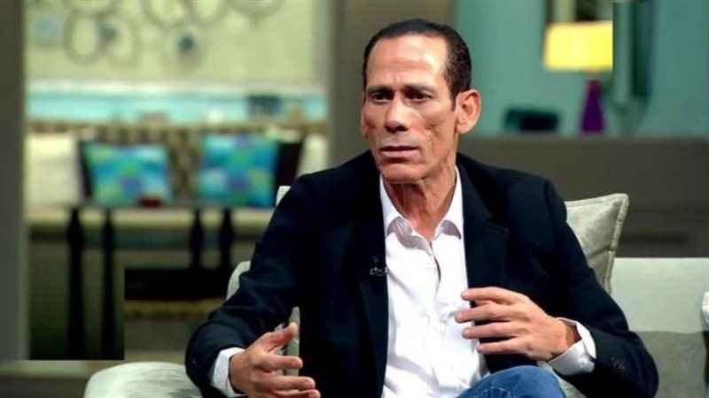 محمود عزب
