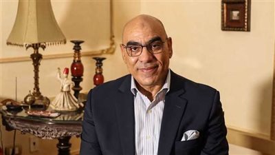 نائب رئيس الزمالك يعقد جلسة طارئة مع مدرب يد الفريق بعد الخسارة من الأهلي