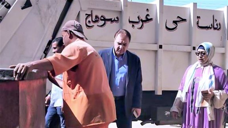 جانب من أعمال النظافة