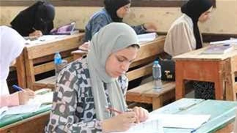 طلاب المدارس 