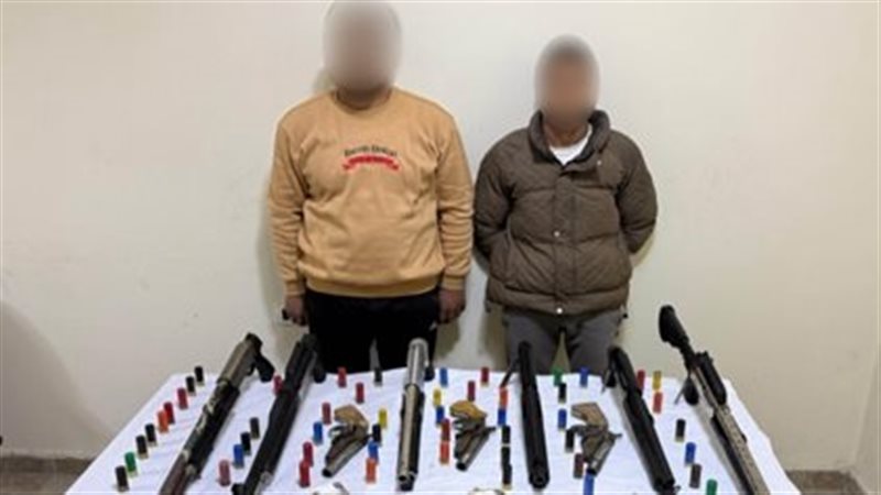 المتهمين والمضبوطات 