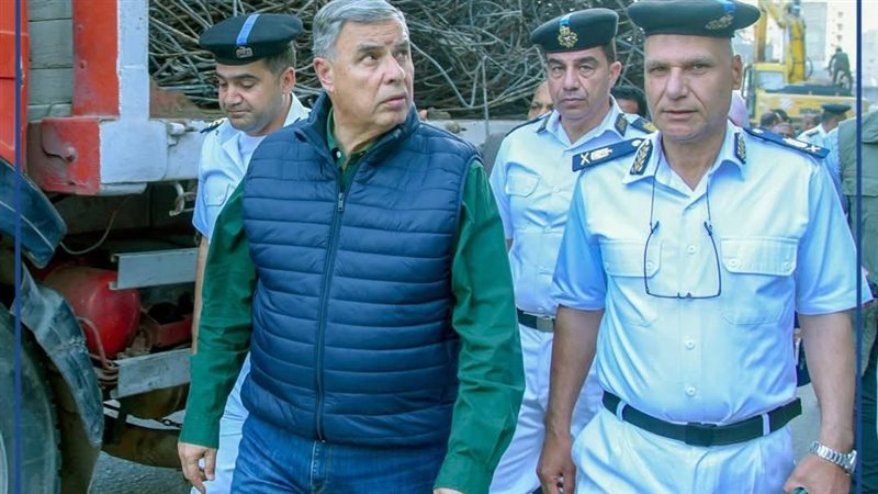 محافظ الإسكندرية يتفقد أعمال مشروع تنفيذ المترو 