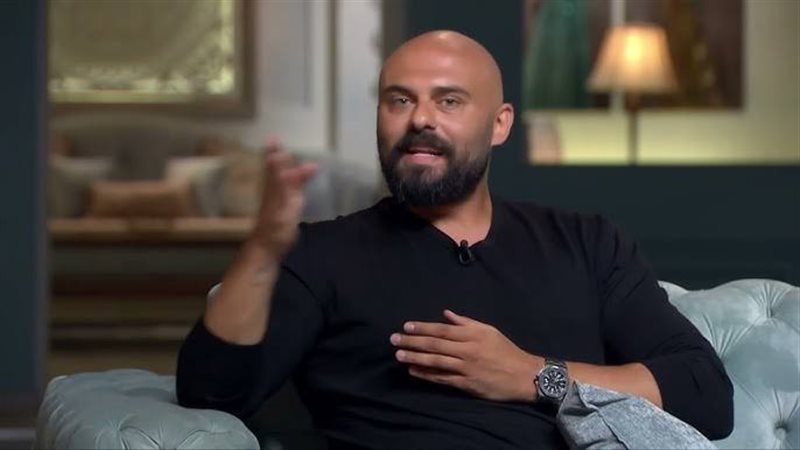 احمد صلاح حسني 