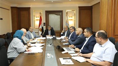 محافظ الجيزة: نسعي للتوسع في الدفع بشركات النظافة بالقري والمراكز لتحسين كفاءة المنظومة