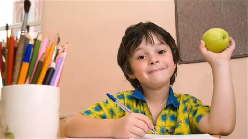 أطعمة تعزز صحة الدماغ 