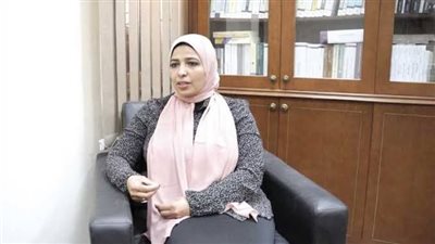 ما حكم من سمع أذان الفجر ولم يصل ونام؟.. أمينة الفتوى تجيب