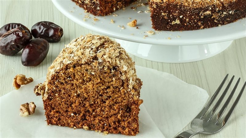 كيكة التمر والشوفان