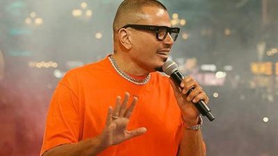 عمرو دياب يشعل ليل دبي بحفل وسط الآلاف من جمهوره (صور) 