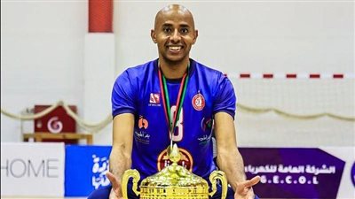 عبد الله عبد السلام.. مسيرة ذهبية لأسطورة الطائرة من الجزيرة إلى مصراتة