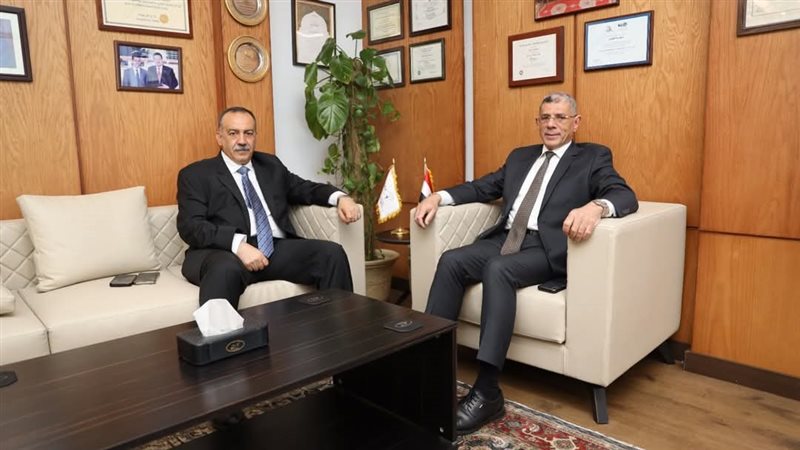 محافظ أسيوط 
