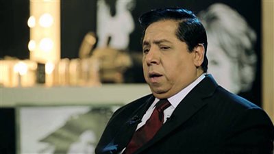 محمد عشوب: دعوات أمي سر نجاحي.. وساهمت في تعزيز مهنة الماكيير (فيديو)
