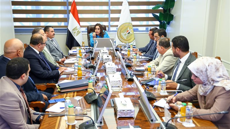 اجتماع وزيرة التنمية المحلية