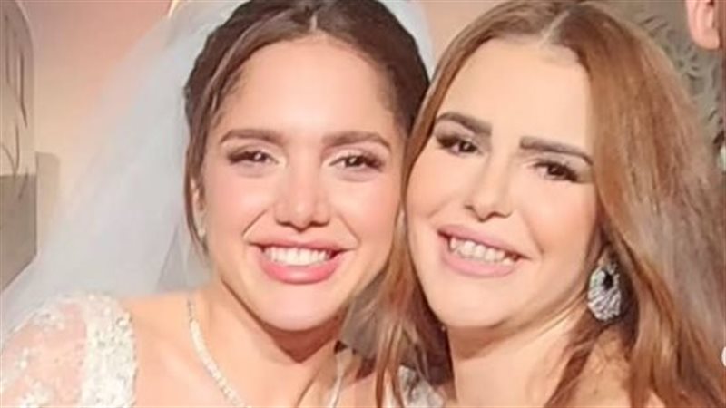 دنيا عبد العزيز ورنا رئيس