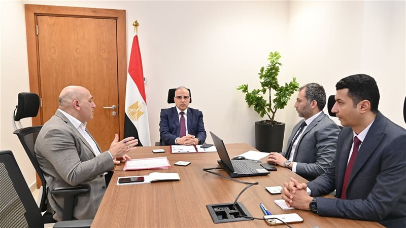 وزير الري 