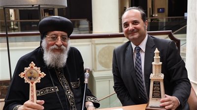 البابا تواضروس يلتقي كبير باحثي معهد التاريخ الحديث في صربيا