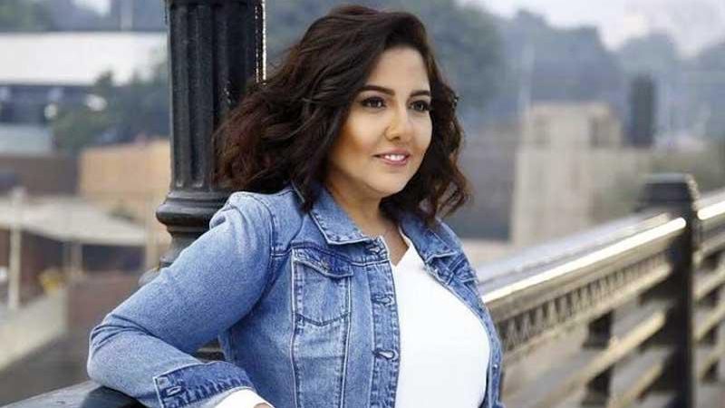 الفنانة مي كساب