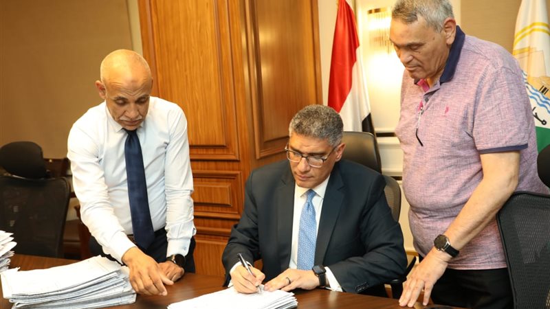 محافظ الجيزة 