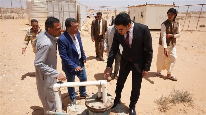 نائب محافظ مطروح في زيارة لمدينة الضبعة