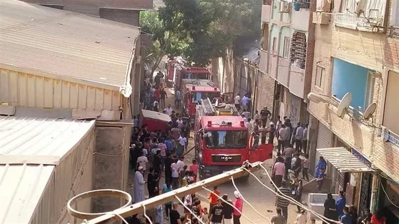 اندلاع حريق بمصنع في شارع البترول بالمرج