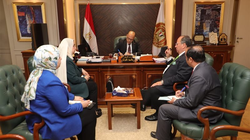 وزير العمل 