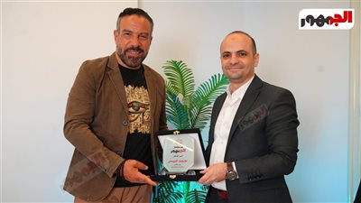 محمد خميس لـ«الجمهور»: تركت الطب من أجل الفن