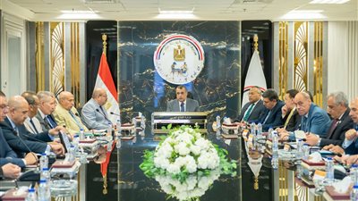 وزير الإنتاج الحربى: نقل أحدث تكنولوجيات التصنيع العسكري والمدني إلى خطوط الإنتاج