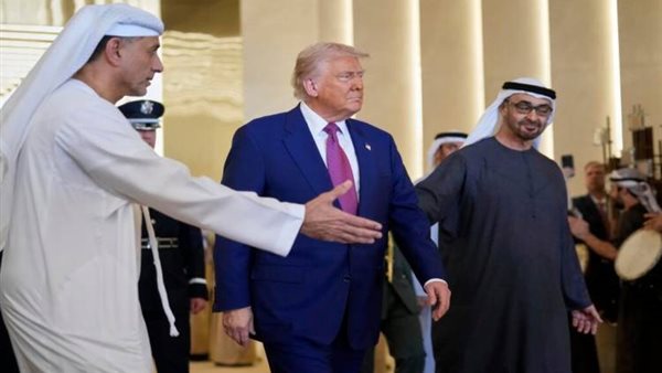 ترامب يصل قصر الوطن